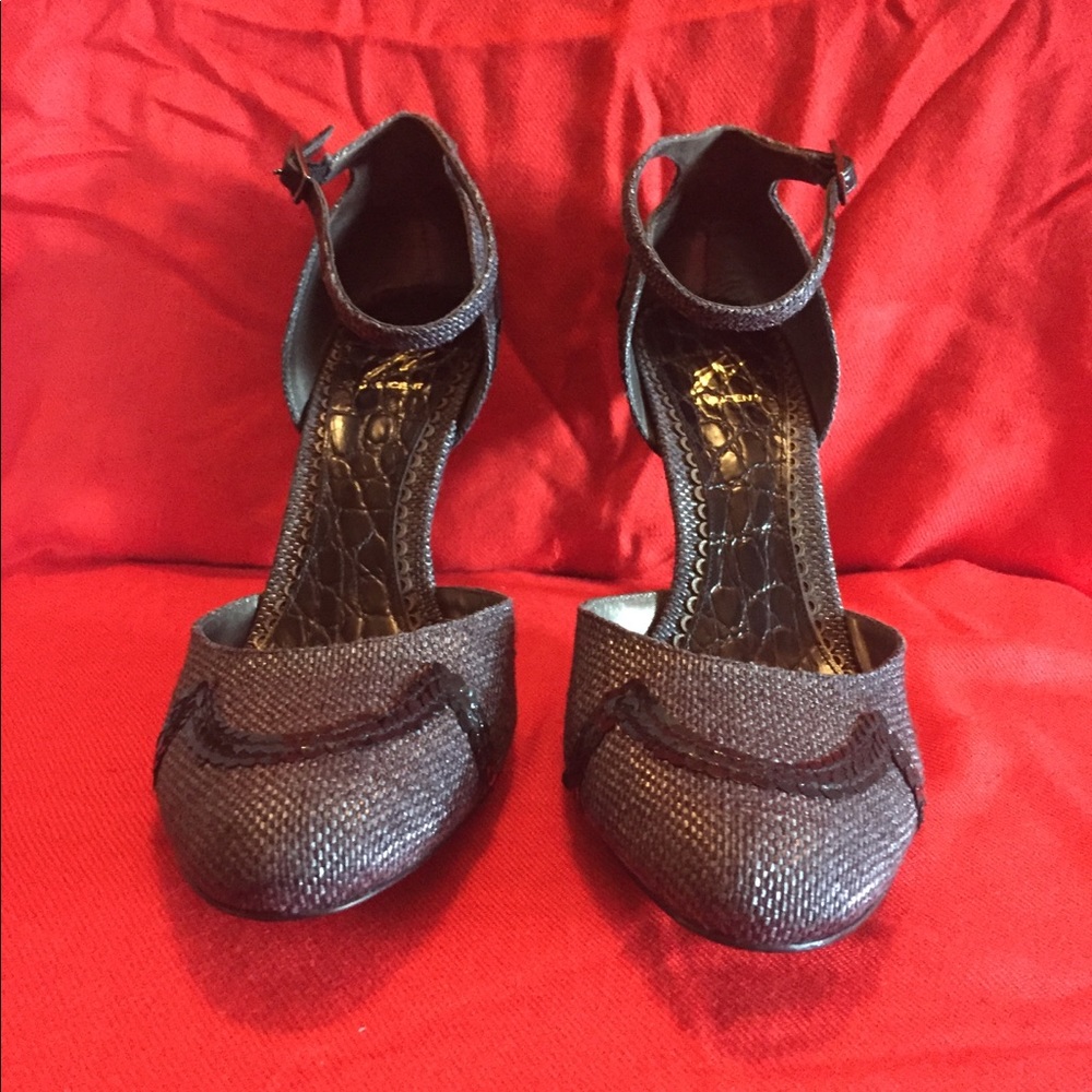 JVincent Women’s Heels